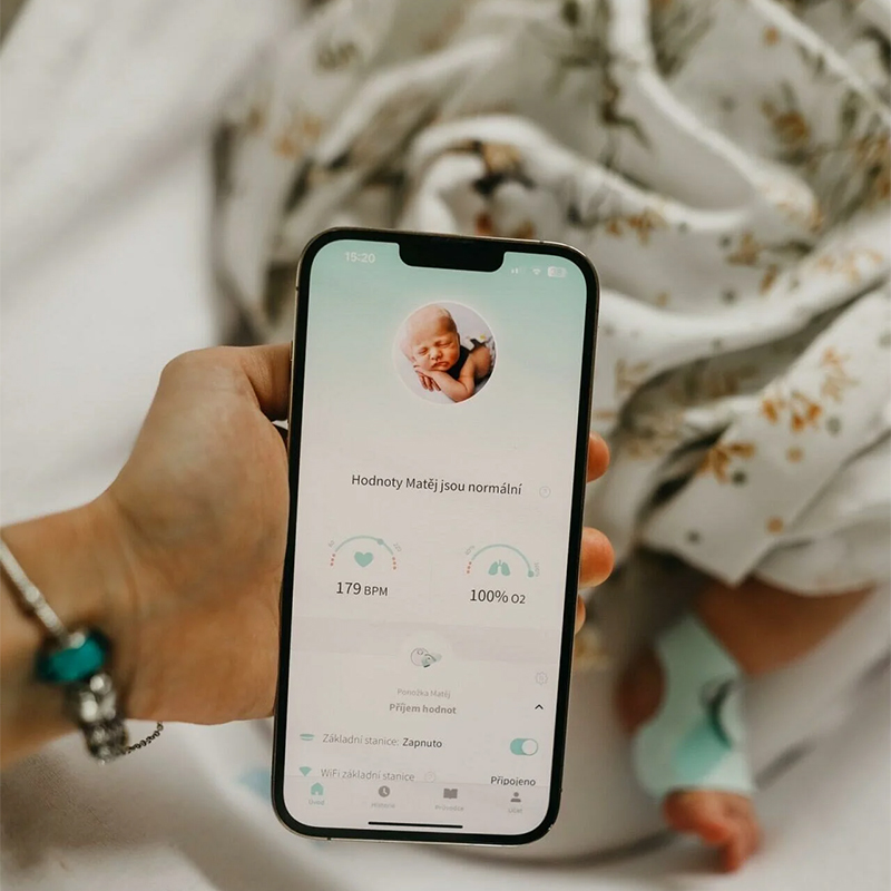 Owlet_blog_0000s_0004_owletcarecz_web_blog_OwletSmartSock-zdravinaprvnimmiste_apka-e1713167766458-1