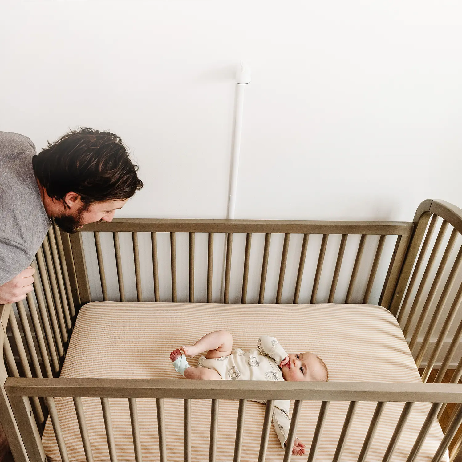 Owlet Dream Duo – Chytrá ponožka se zdravotnickou certifikací Owlet Dream Sock<sup>TM</sup>  (Matně růžová) & kamera Owlet Cam<sup>TM</sup> 2 - Obrázek 6